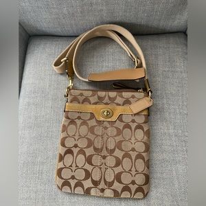 Coach crossbody, like new!